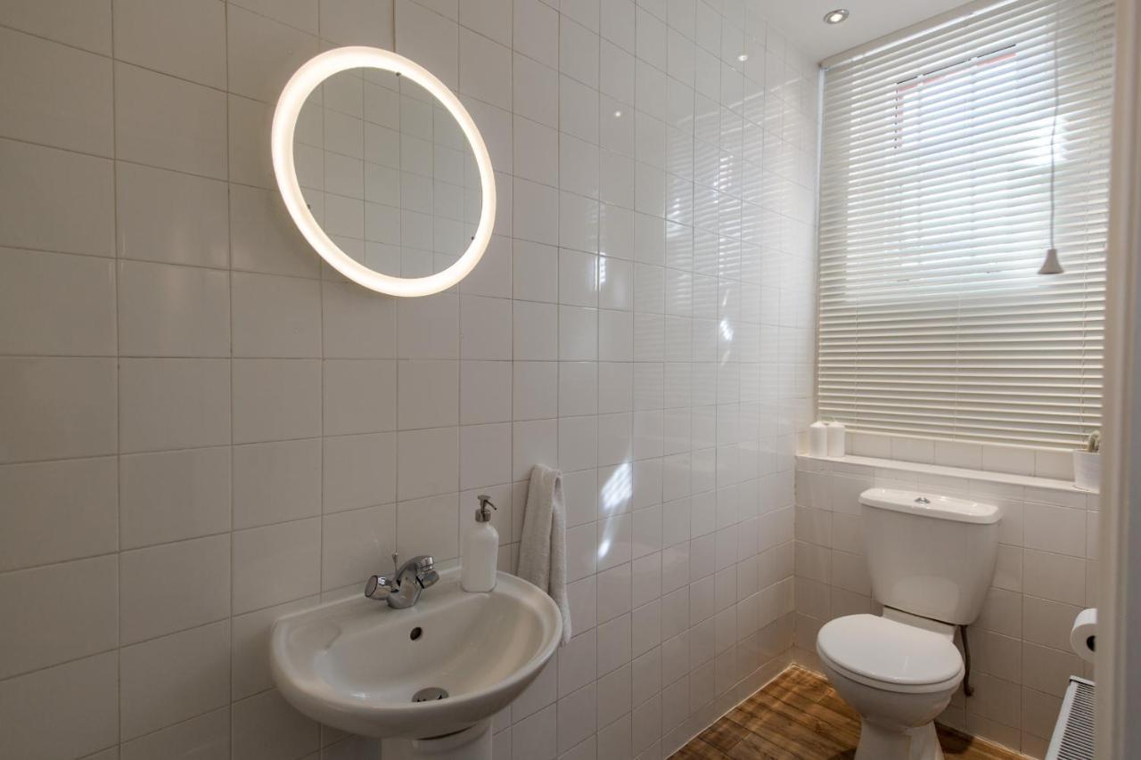 St. Lukes View, Shoreditch, By The Design Traveller Лондон Экстерьер фото