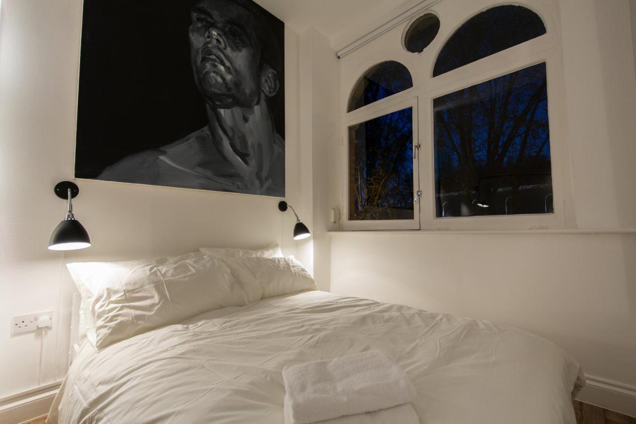 St. Lukes View, Shoreditch, By The Design Traveller Лондон Экстерьер фото