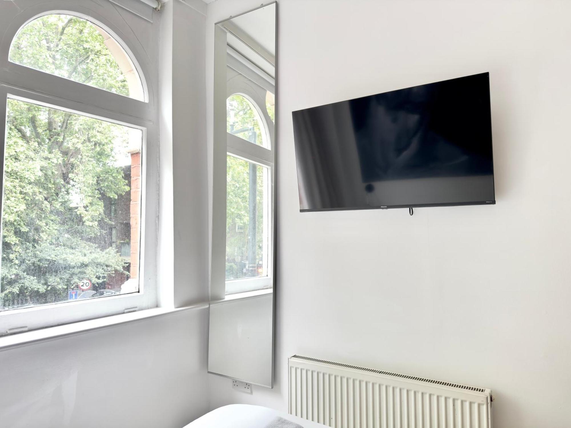 St. Lukes View, Shoreditch, By The Design Traveller Лондон Экстерьер фото